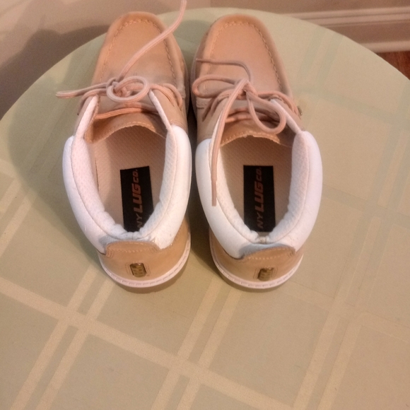 Lugz Boys Boots size 4 - Picture 5 of 8